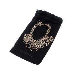 مملوكة مسبقًا سوار شانيل CC دلاية بالشعار سلسلة ذهبية اللون
