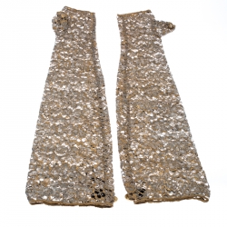 Pre Owned قفازات شانيل اوبرا بلا أصابع دانتيل مورد مطبوع فويل رصاصي M