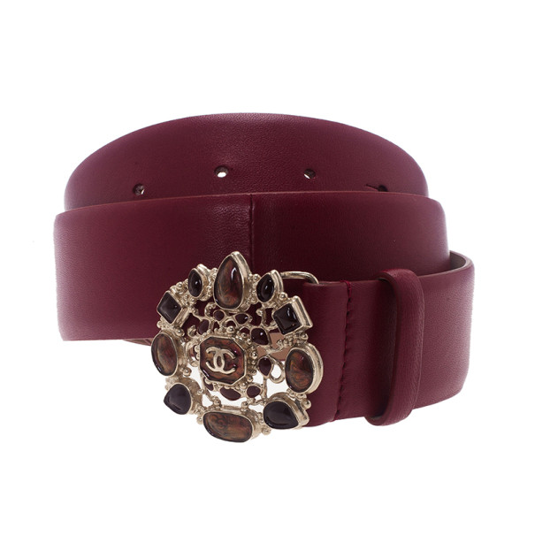 مملوكة مسبقًا Chanel Red Leather Resin Buckle Belt 85CM