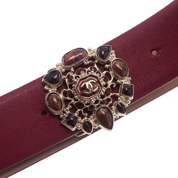 مملوكة مسبقًا Chanel Red Leather Resin Buckle Belt 85CM