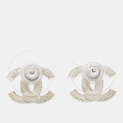 مملوكة مسبقًا Chanel CC Mini Crystals Silver Tone Earrings