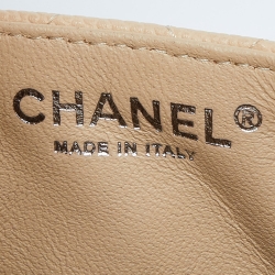 Pre Owned Chanel Beige Quilted Caviar Leather Classic East West Flap Bag