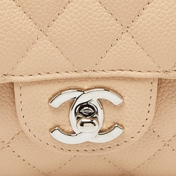 Pre Owned Chanel Beige Quilted Caviar Leather Classic East West Flap Bag