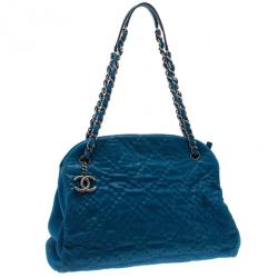 مملوكة مسبقًا Chanel Blue Leather Maxi Mademoiselle Bag