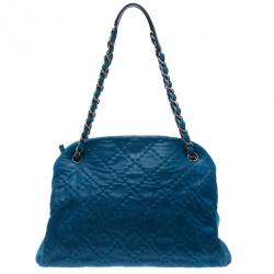 مملوكة مسبقًا Chanel Blue Leather Maxi Mademoiselle Bag