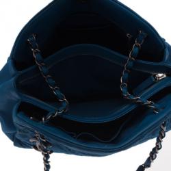 مملوكة مسبقًا Chanel Blue Leather Maxi Mademoiselle Bag