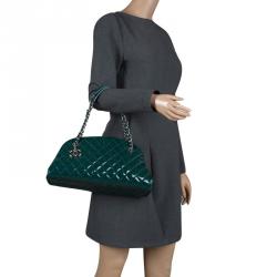 Pre Owned Chanel Green Quilted Patent Leather Medium Just Mademoiselle Bowling Bag