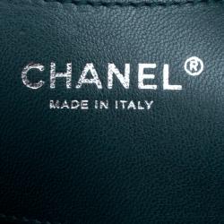 Pre Owned Chanel Green Quilted Patent Leather Medium Just Mademoiselle Bowling Bag