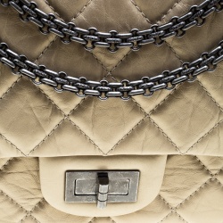 مملوكة مسبقًا Chanel Light Gold Quilted Leather Reissue 2.55 Classic 227 Flap Bag