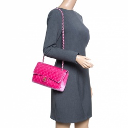 Pre Owned حقيبة شانيل كلاسيك بقلاب مزدوج جلد مبطن بيج ميتاليك