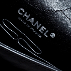 Pre Owned Chanel Black Quilted Charm Embellished Leather 2.55 Reissue 225 Flap Bag
