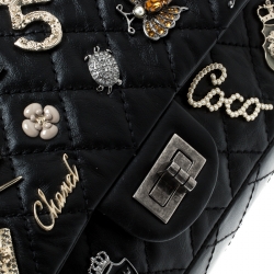 Pre Owned Chanel Black Quilted Charm Embellished Leather 2.55 Reissue 225 Flap Bag
