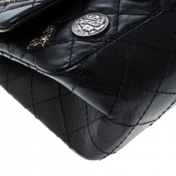 Pre Owned Chanel Black Quilted Charm Embellished Leather 2.55 Reissue 225 Flap Bag