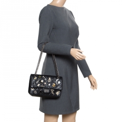 Pre Owned Chanel Black Quilted Charm Embellished Leather 2.55 Reissue 225 Flap Bag