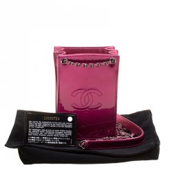 مملوكة مسبقًا حقيبة كروس شانيل حافظة جوال CC جلد لامعة ذهبية