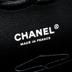 مملوكة مسبقًا حقيبة شانيل كلاسيك بقلاب مزدوج جلد مبطن بيج ميتاليك