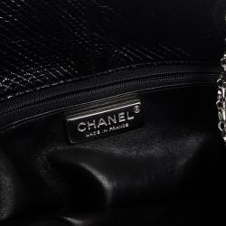 Pre Owned Chanel Black Quilted Crackled Python Just Mademoiselle bag 