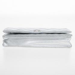 مملوكة مسبقًا Chanel Silver Quilted Classic Quilted WOC Bag