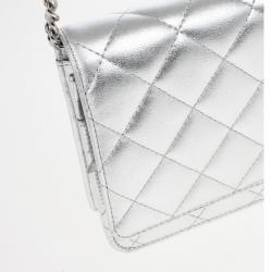 مملوكة مسبقًا Chanel Silver Quilted Classic Quilted WOC Bag