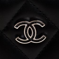 مملوكة مسبقًا Chanel Black Quilted Leather Classic Card Holder
