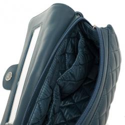 Pre Owned Chanel Blue Quilted Lambskin Classic Flap Make Up Pochette
