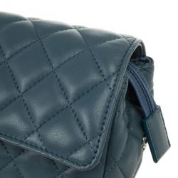 Pre Owned Chanel Blue Quilted Lambskin Classic Flap Make Up Pochette