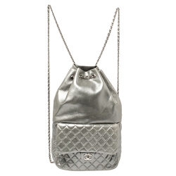 Pre Owned Chanel Silver Quilted Leather Large Seoul Backpack