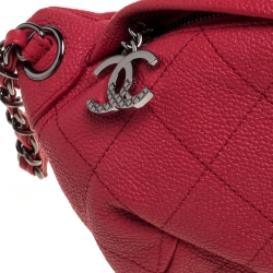 Pre Owned Chanel Pink Quilted Leather Zip and Carry Waist Bag 