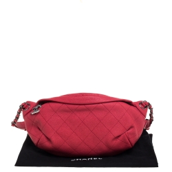 Pre Owned Chanel Pink Quilted Leather Zip and Carry Waist Bag 