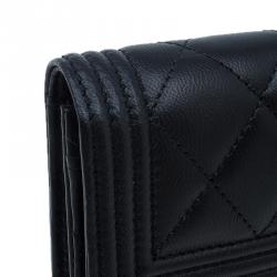 مملوكة مسبقًا Chanel Black Quilted Lambskin Wallet