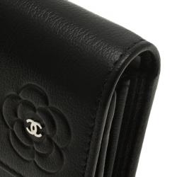 Pre Owned Chanel Black Camellia Embossed Leather Continental Wallet