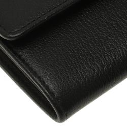 Pre Owned Chanel Black Camellia Embossed Leather Continental Wallet