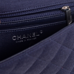 مملوكة مسبقًا Chanel Navy Blue Quilted Jersey New Mini Classic Single Flap Bag