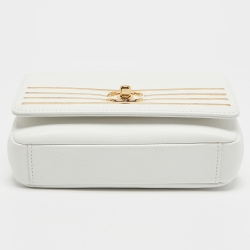 Pre Owned Chanel White Caviar Leather Captain Gold Waist Bag