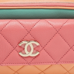 Pre Owned Chanel Mulicolor Quilted Leather CC Double Zip Waist Bag