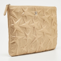Pre Owned Chanel Gold Star Embossed Leather O Case Medium Quilted Boy Clutch Bag 