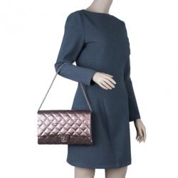 Pre Owned حقيبة كلتش شانيل جلد برنزي لامع بسلسلة