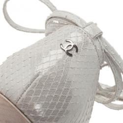 Pre Owned Chanel Cream Python Wooden Strappy Platform Wedge Sandals Size 37