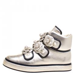 Pre Owned Chanel Gold Metallic Leather Camellia Flowers Embellished High Top Sneakers Size 39.5