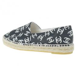 مملوكة مسبقًا Chanel Black CC Leather Espadrilles Size 38