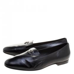 Pre Owned حذاء سموكينغ سليبرز شانيل جلد أسود CC مقاس 39.5