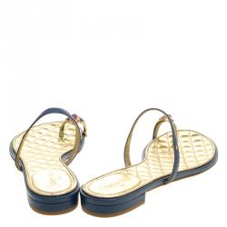 مملوكة مسبقًا Chanel Blue Leather Enamel Embellished Toe Ring Flat Sandals Size 38.5