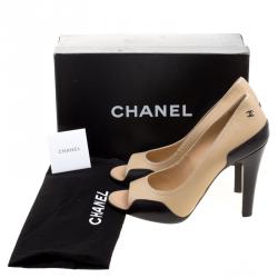Pre Owned Chanel Two Tone Leather Open Toe CC Pumps Size 40.5