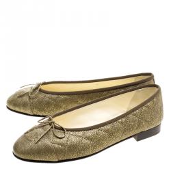 Pre Owned حذاء باليرينا فلات شانيل جلد كافيار بني مبطن CC بفيونكة مقاس 38