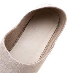 Pre Owned حذاء إسبادريل شانيل  مقدمة CC جلد مونوكرومي مقاس 40