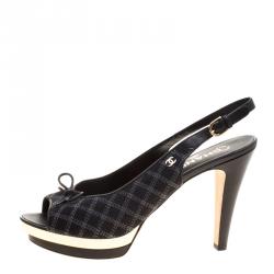 مملوكة مسبقًا Chanel Black Checkered Embroidered Canvas Peep Toe Platform Slingback Sandals Size 42