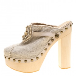 Chanel Beige Raffia Faux Pearl Enamel Embellished Platform Clogs Size 41