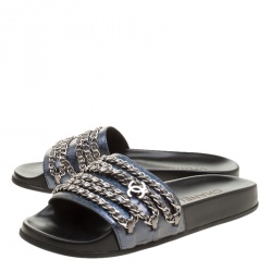 مملوكة مسبقًا Chanel Dark Blue Glitter Finish Leather Tropiconic Chain Detail Slides Size 37