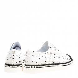 Chanel Monochrome Tweed and Canvas Cap Toe Faux Pearl Trim Oxfords Size 40