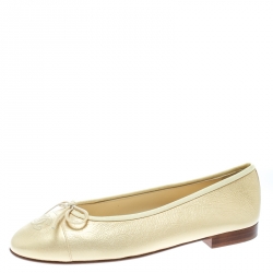 مملوكة مسبقًا Chanel Gold Leather CC Cap Toe Bow Ballet Flats Size 39